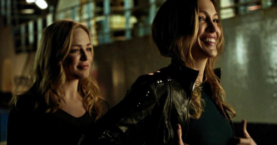 Laurel Et Sara Lance Arrow 5671