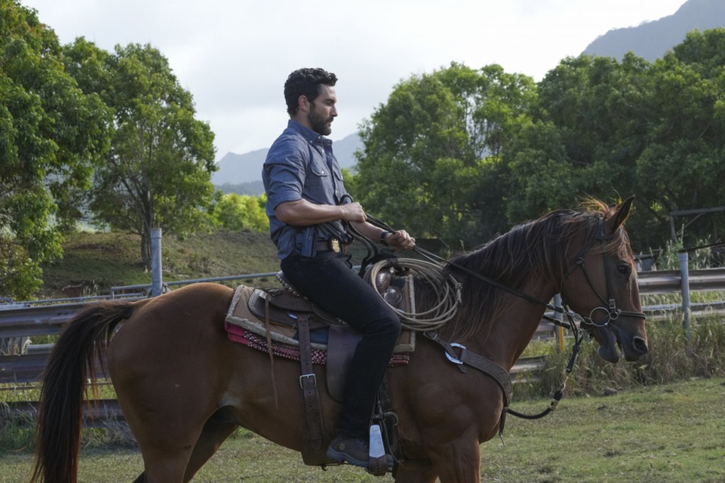 Jesse Boone (Noah Mills)  cheval