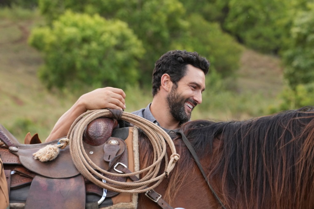 Jesse Boone (Noah Mills) et le cheval