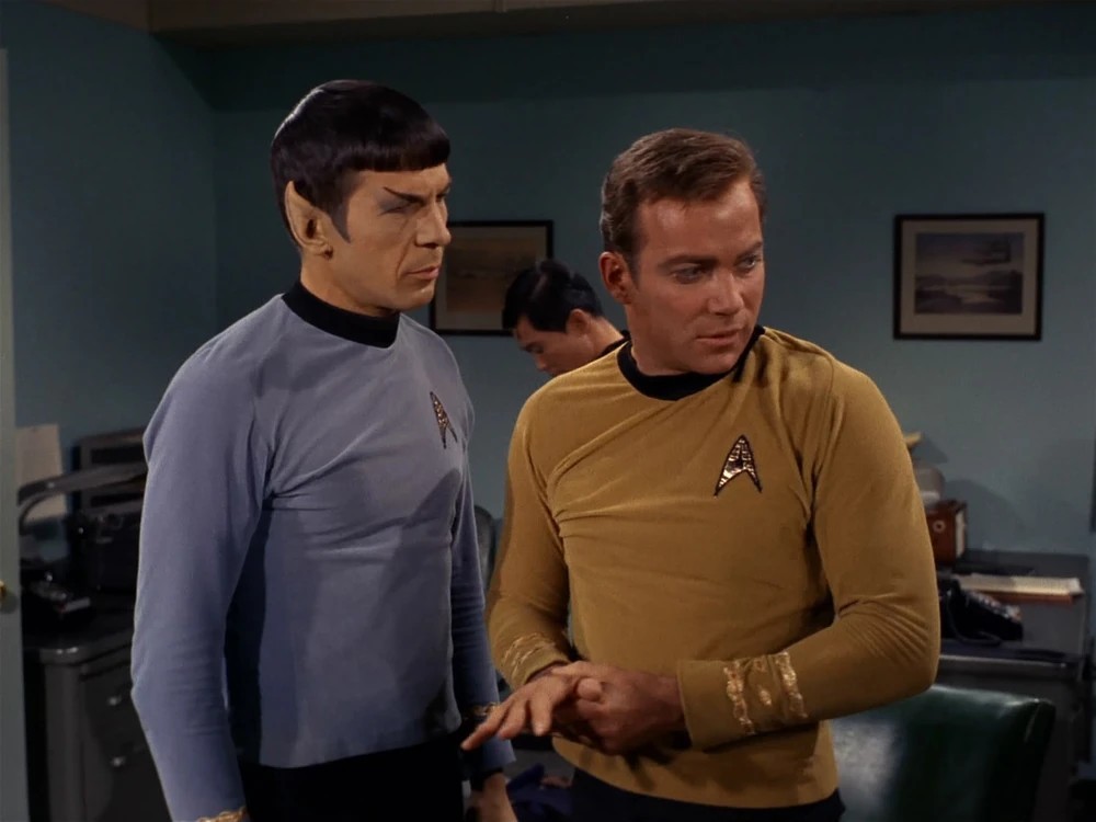 Le capitaine Kirk et Spock