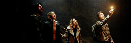 Bannière épisode : Gavin, Izzy, Eve et Sam dans une grotte