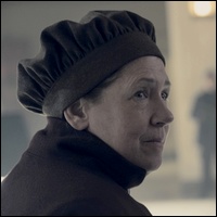 Lydia Clements, Tante dans la série The Handmaid's Tale : La Servante écarlate.